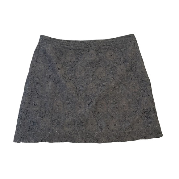 LOFT Dresses & Skirts - Ann Taylor LOFT Gray Floral Lace Mini Skirt Size 6 A-Line Lined Professional